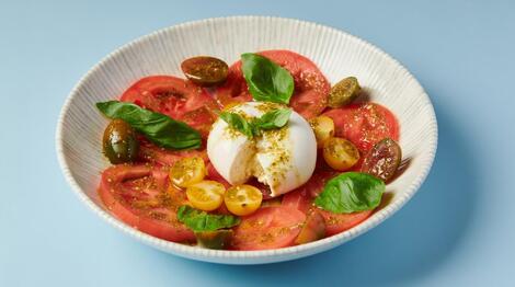 Καρπάτσιο Ντομάτας με Μπουράτα